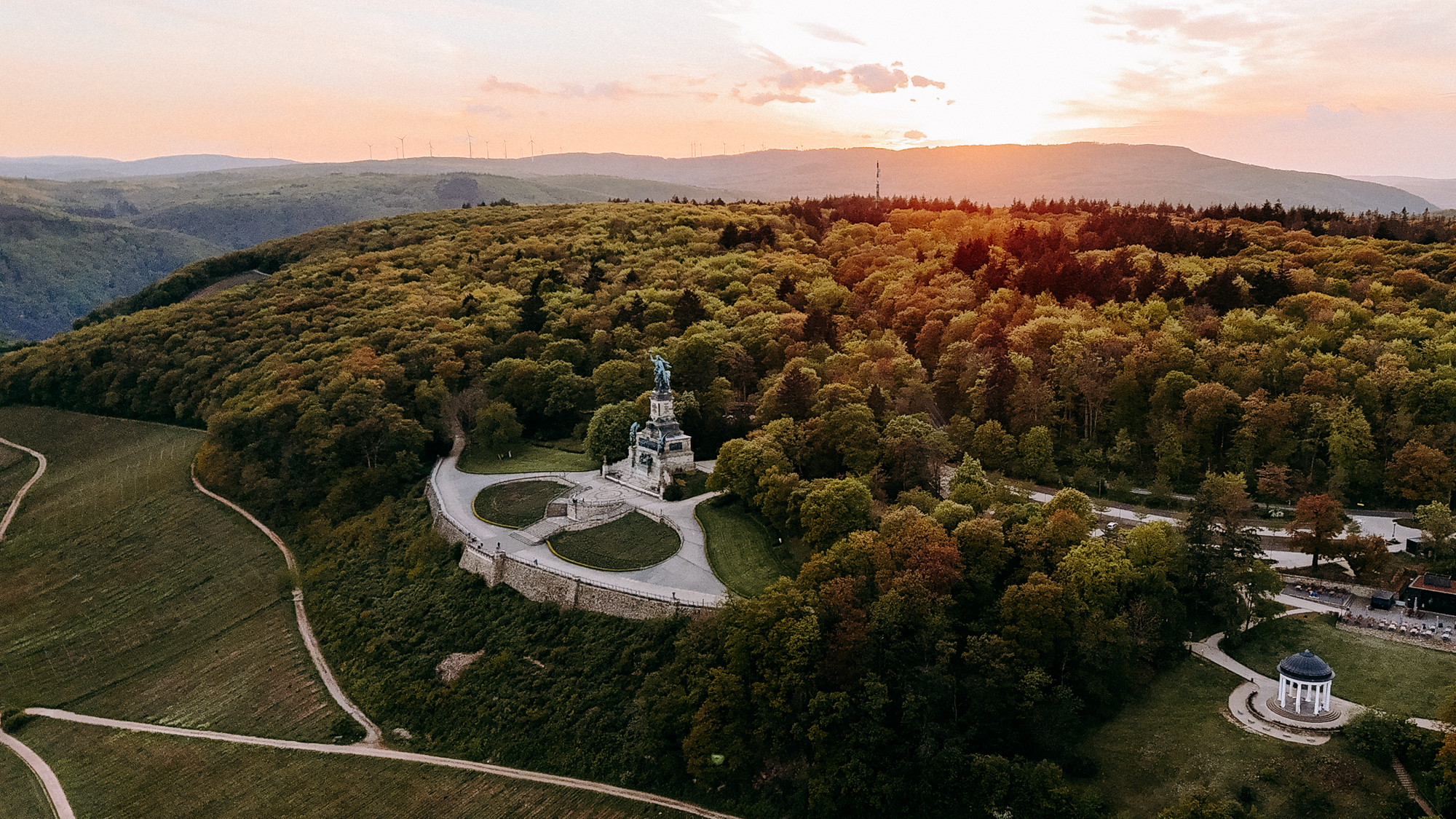 Parken am Niederwalddenkmal – alle Infos & Tipps